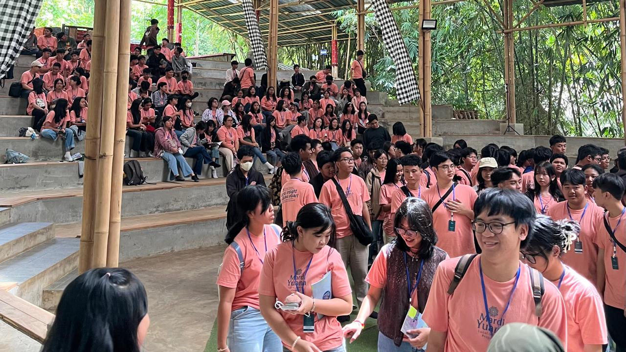 Kunjungan SMA Mardi Yuana Depok: Pengalaman Belajar Alam dan Budaya yang Berkesan